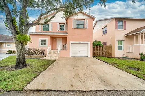 10101 NW 4th Court Pembroke Pines FL 33026