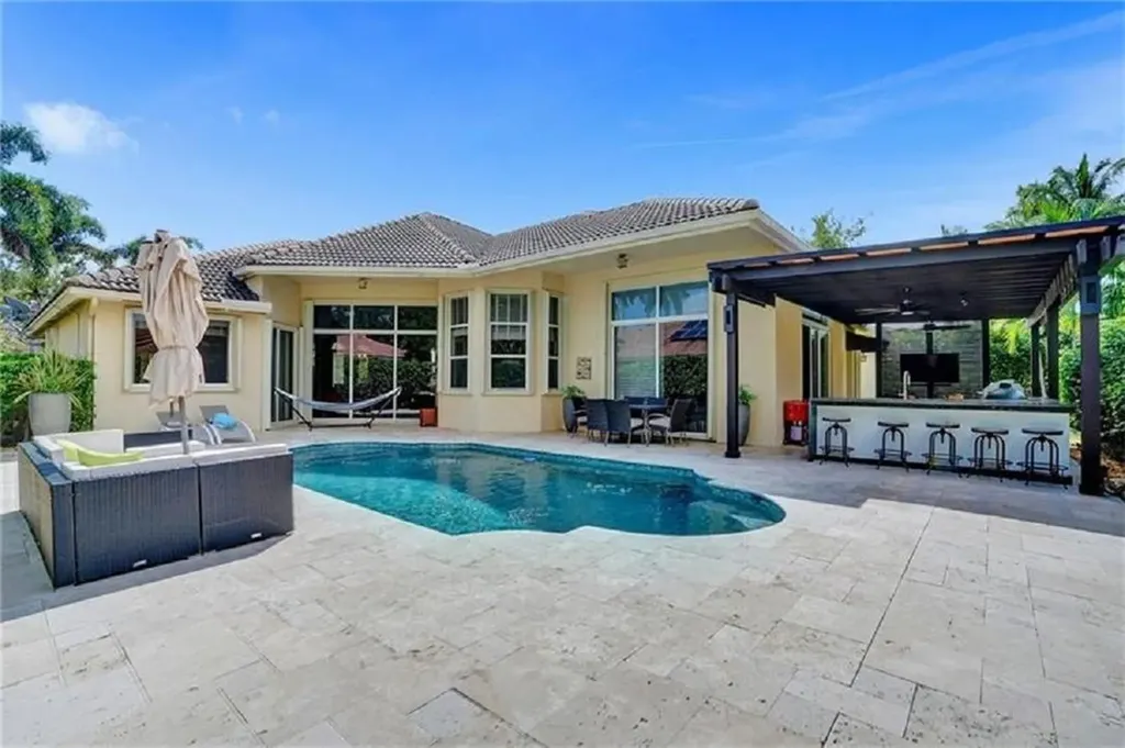 374 Mallard Road Weston FL 33327