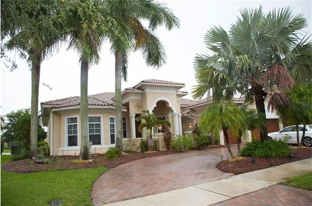 6818 NW 117th Avenue Parkland FL 33076