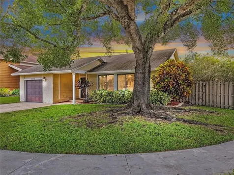 3273 NW 104th Avenue Sunrise FL 33351