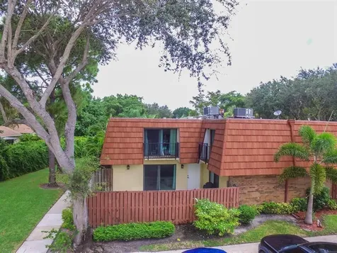 1520 Masters Circle Delray Beach FL 33445