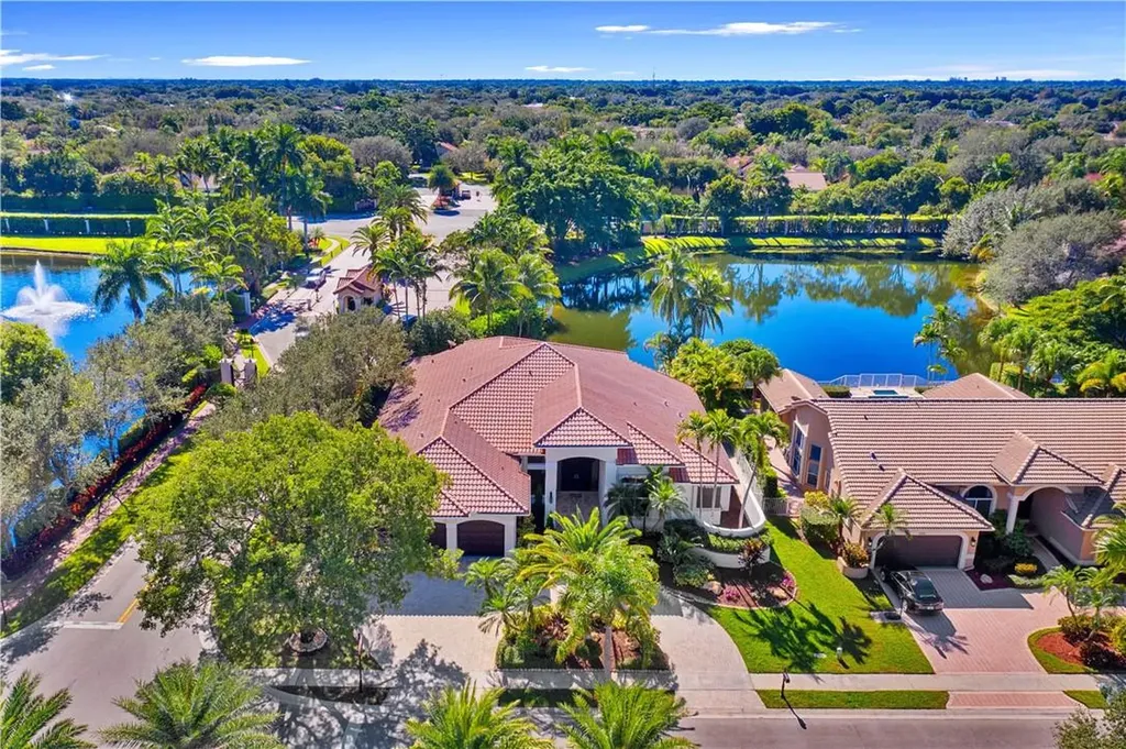 10100 NW 7th Street Plantation FL 33324