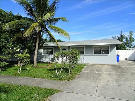 4220 NE 1st Terrace Deerfield Beach FL 33064