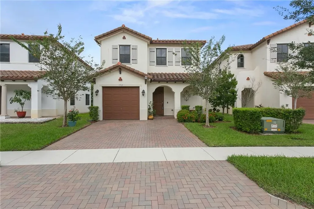 3702 SW 93rd Avenue Miramar FL 33025