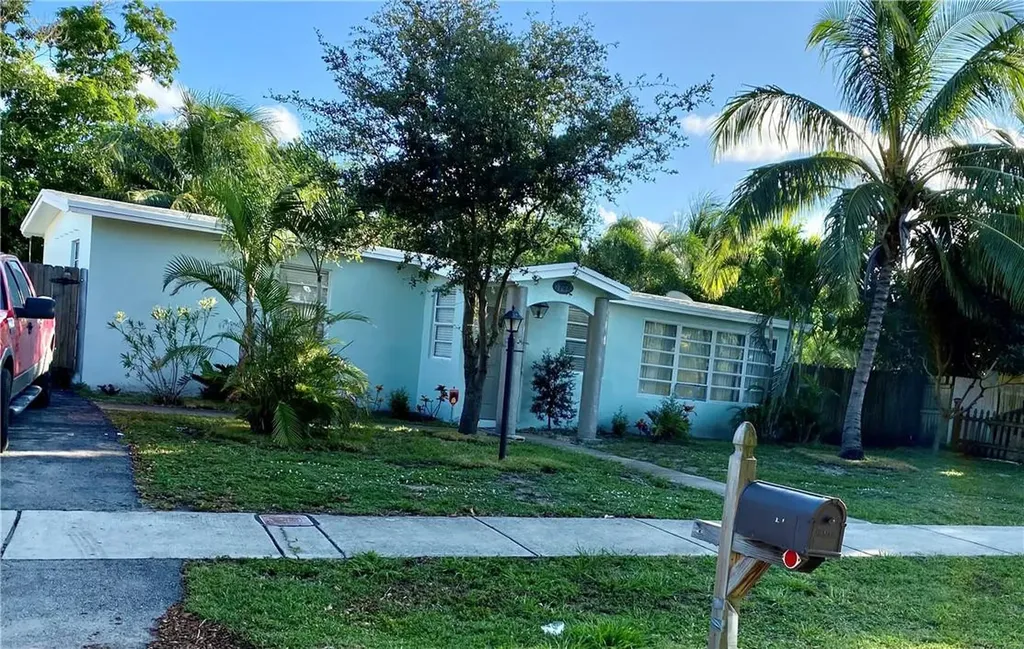 1762 NE 51st Street Pompano Beach FL 33064