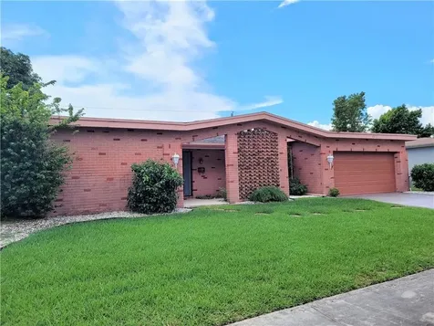 8570 Sunset Strip Sunrise FL 33322