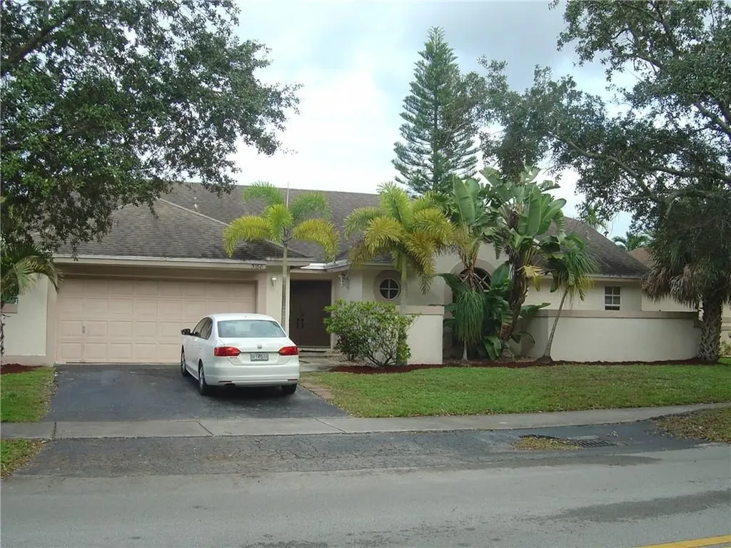 5168 NW 49th Avenue Coconut Creek FL 33073