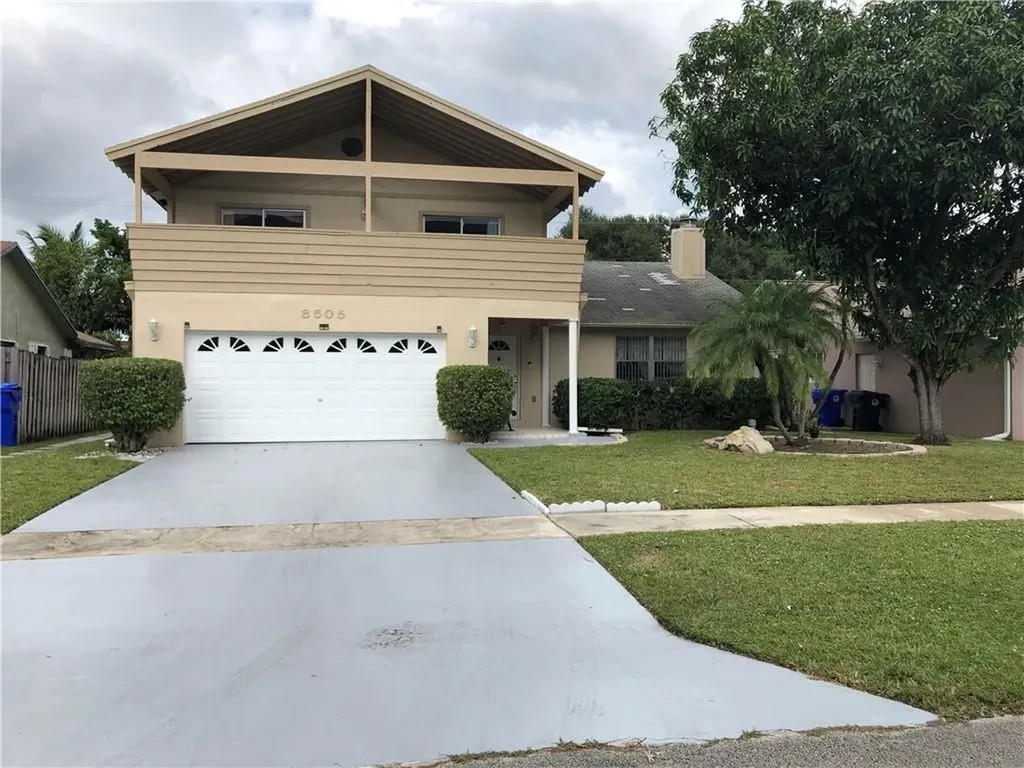 8505 SW 19th Street North Lauderdale FL 33068