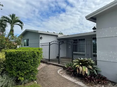 9240 SW 55th Street Cooper City FL 33328