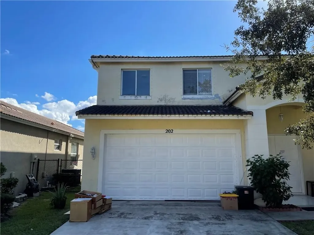 202 Seminole Lakes Drive Royal Palm Beach FL 33411