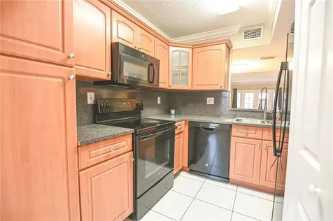 1178 NW 124th Avenue Miami FL 33182