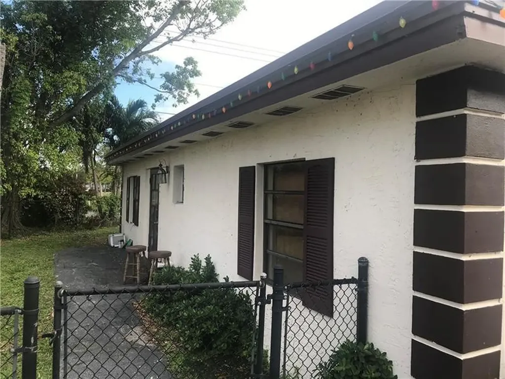 234 NE 14th Avenue Pompano Beach FL 33060