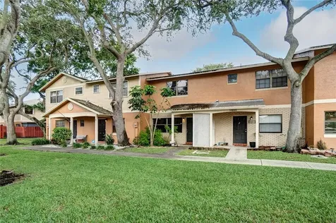 10573 NW 6th Street Pembroke Pines FL 33026