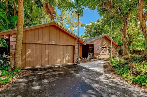 8521 NW 21st Court Coral Springs FL 33071