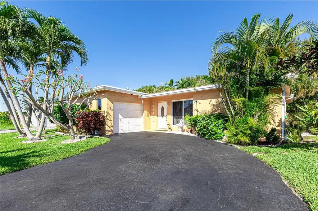 11401 NW 32nd Manor Sunrise FL 33323
