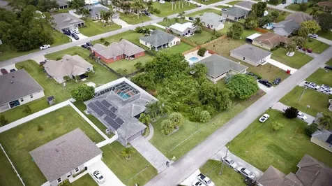 1950 SW Lennox Street Port St Lucie FL 34953