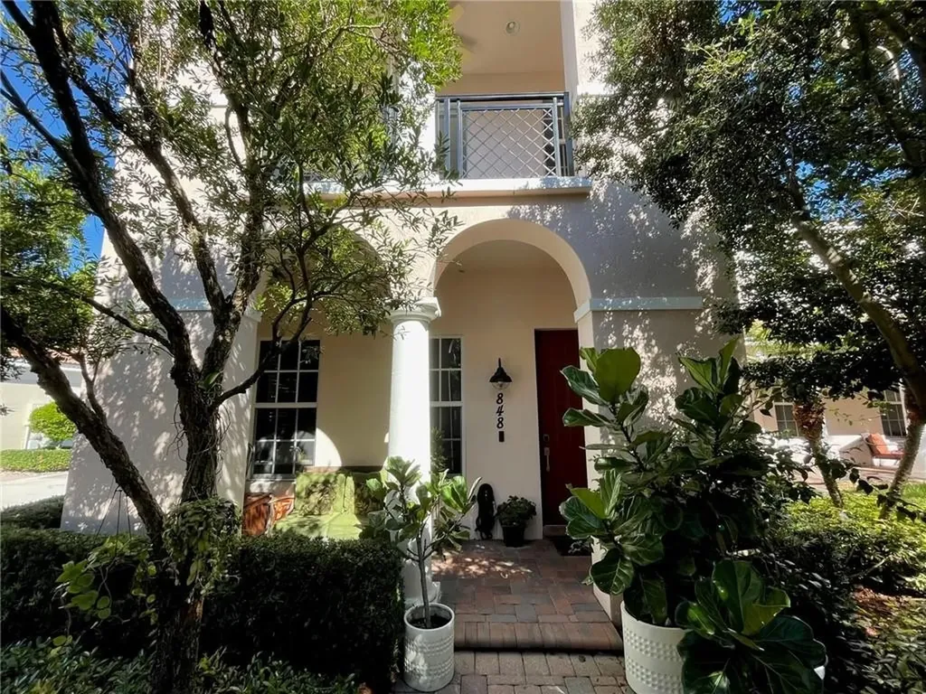 848 NW 82nd Place Boca Raton FL 33487