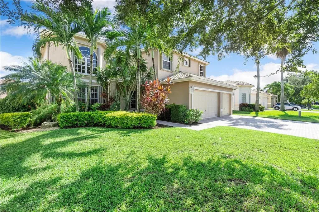 11534 NW 51st Place Coral Springs FL 33076