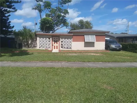 4131 SW 36th Street West Park FL 33023