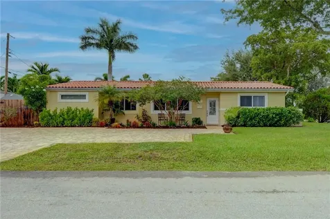 1561 NE 43rd Street Oakland Park FL 33334