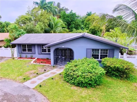 4375 SW 53rd Avenue Davie FL 33314
