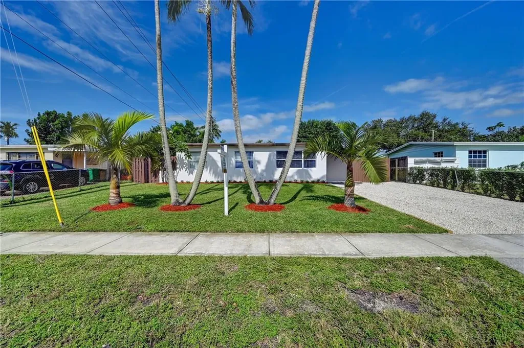 5521 SW 39th Street Davie FL 33314