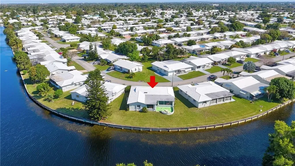 7206 NW 70th Street Tamarac FL 33321