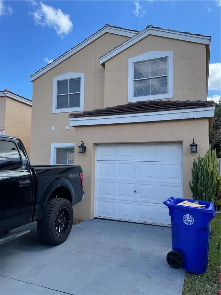 6198 Navajo Terrace Margate FL 33063