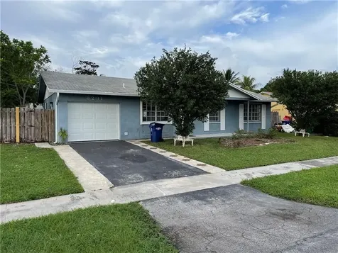 8231 NW 46th Court Lauderhill FL 33351
