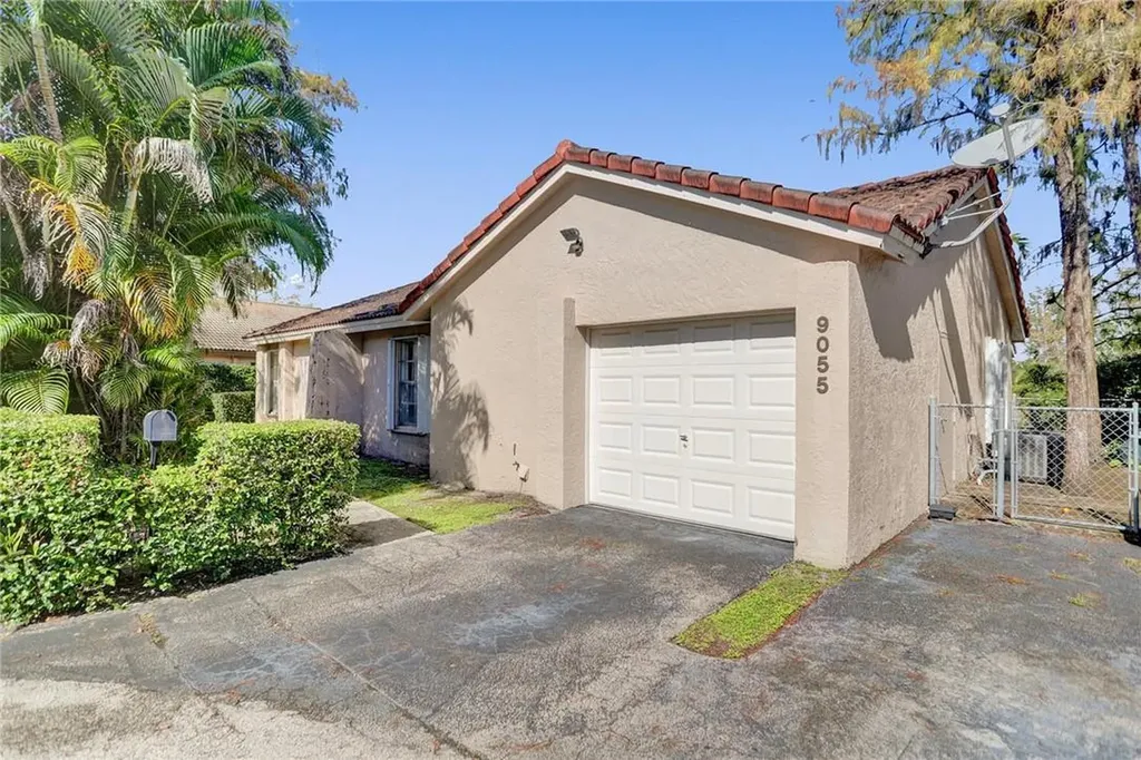 9055 NW 13th Court Coral Springs FL 33071