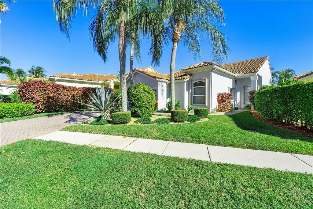 17057 Newport Club Drive Boca Raton FL 33496