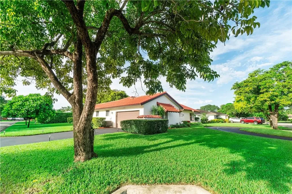 9764 NW 19th Street Coral Springs FL 33071