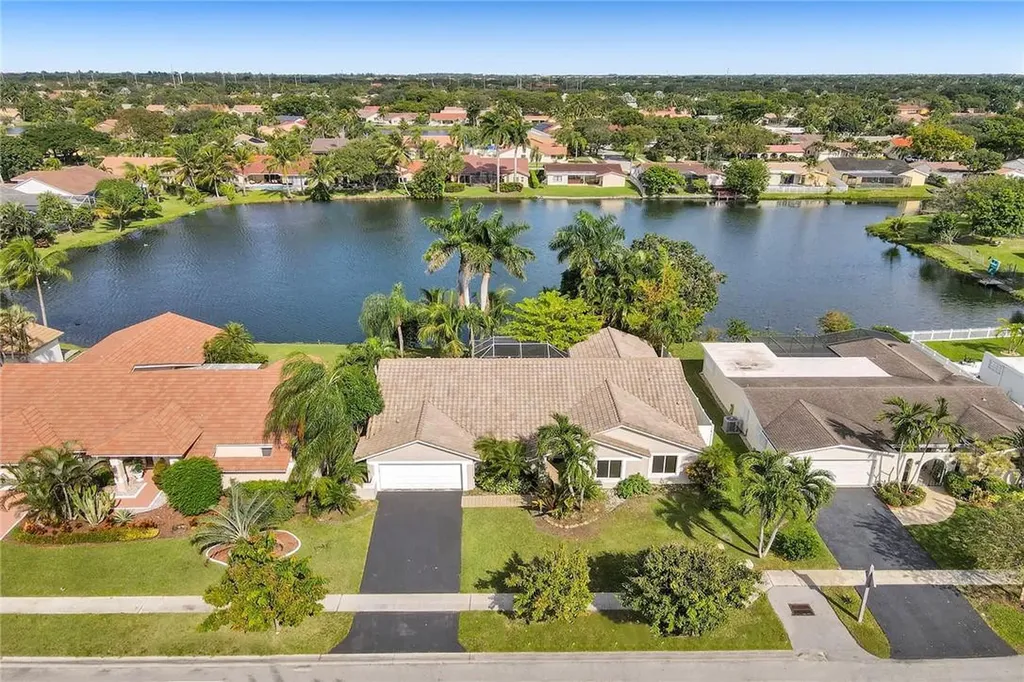 10645 NW 3rd Street Plantation FL 33324