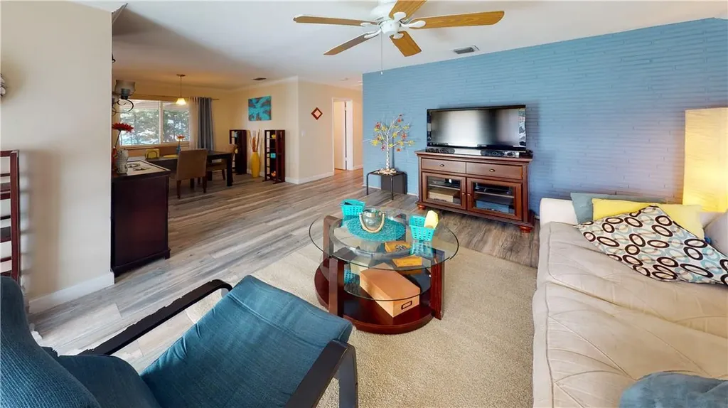 2423 Thomas Street Hollywood FL 33020