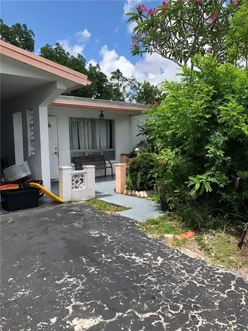 4360 NW 46th Terrace Lauderdale Lakes FL 33319