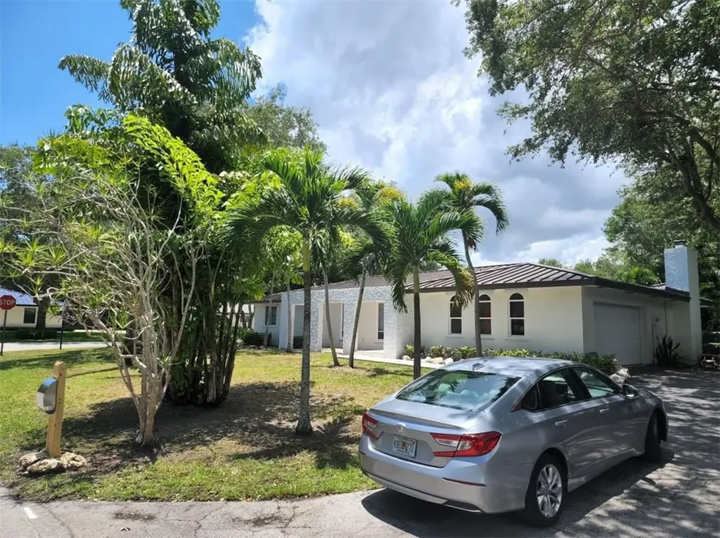 16140 SW 76th Avenue Palmetto Bay FL 33157