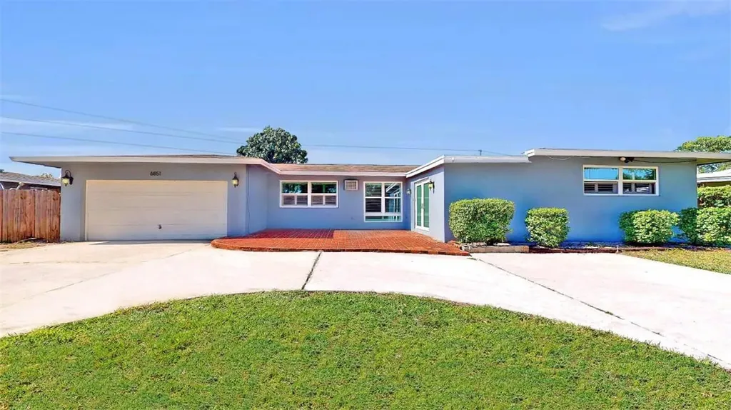 6851 NW 6th Street Plantation FL 33317