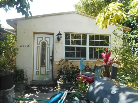 2422 Sherman Street Hollywood FL 33020