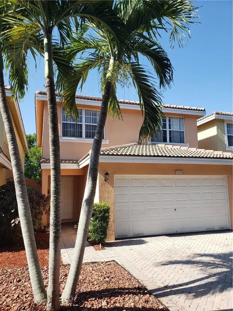 9264 NW 55th Street Sunrise FL 33351