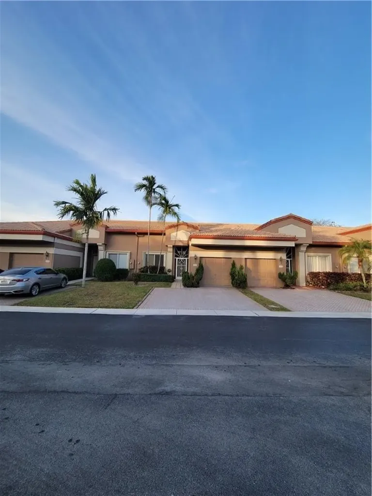 10176 Lombardy Drive Tamarac FL 33321