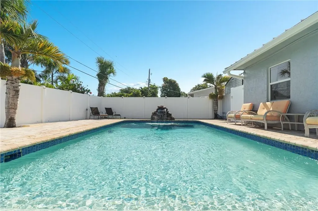 911 NE 23rd Street Pompano Beach FL 33064