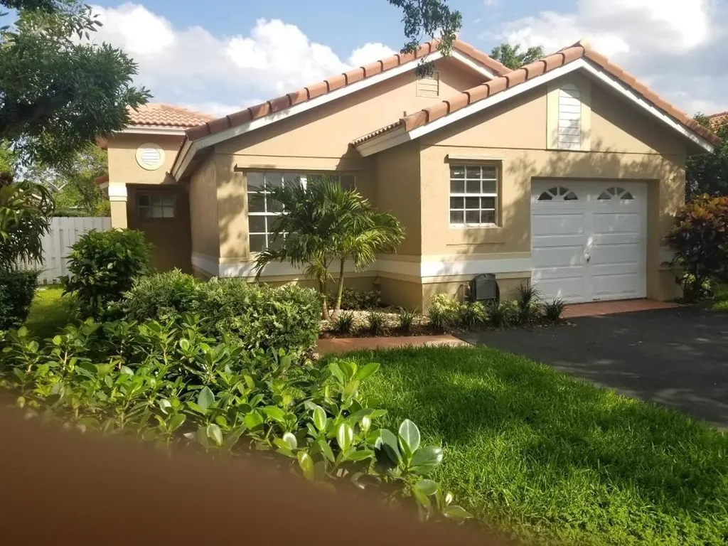 13448 NW 5th Court Plantation FL 33325