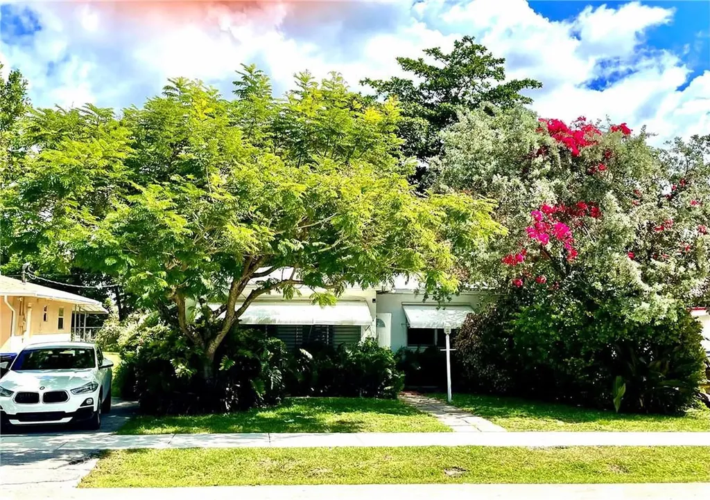 2815 Rodman Street Hollywood FL 33020
