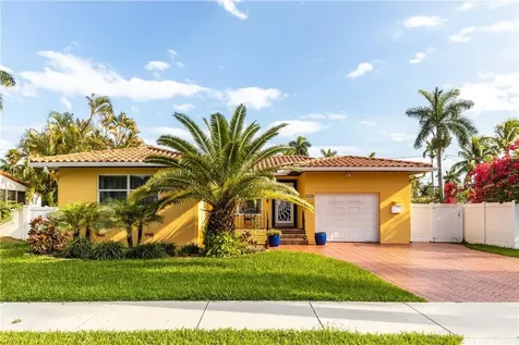 1426 Tyler Street Hollywood FL 33020