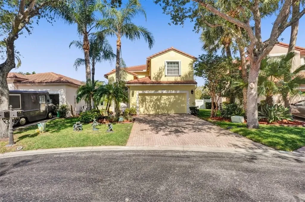 6377 NW 39th Court Coral Springs FL 33067