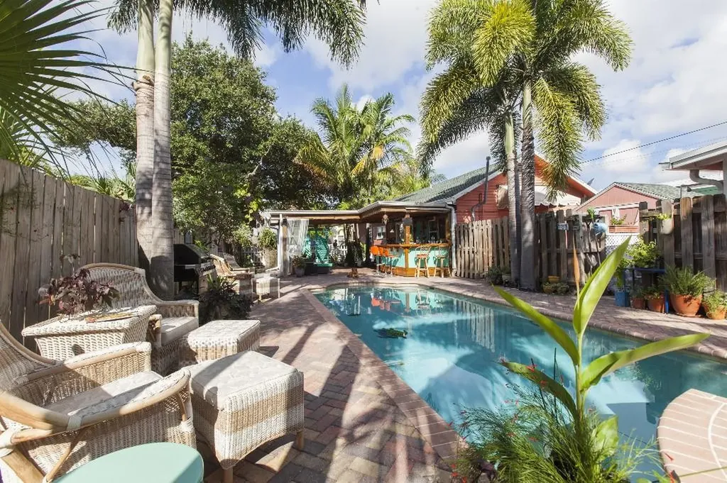 106 S J Street Lake Worth Beach FL 33460