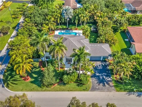 11581 Tara Drive Plantation FL 33325