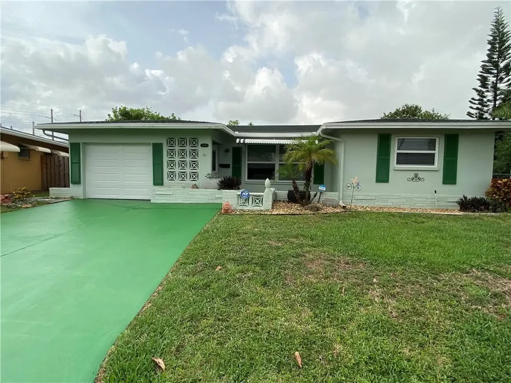 5101 NW 55th Court Tamarac FL 33319