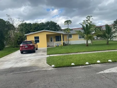 4511 NW 27th Street Lauderhill FL 33313