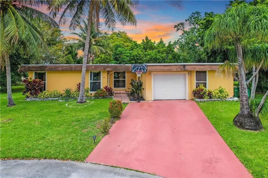 7016 NW 63rd Court Tamarac FL 33321